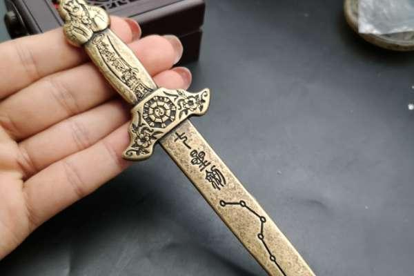 七星剑哪位仙家用的#七星剑的寓意和象征
