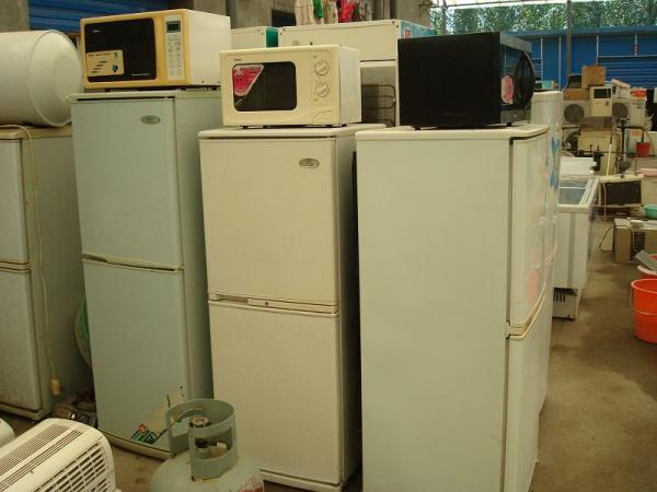 电冰箱寿命一般多少年#收购旧冰箱多少钱一个