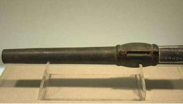 格林机关枪和加特林的区别#第一把枪的发明者